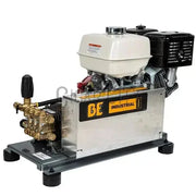 Heavy-duty commercial pressure washer with triplex plunger pump