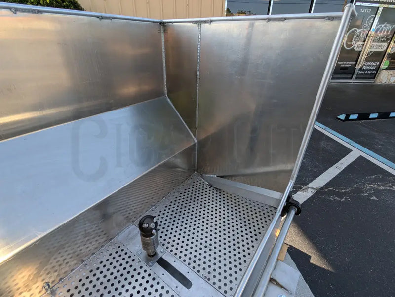 Tornado Trash Bin Cleaner